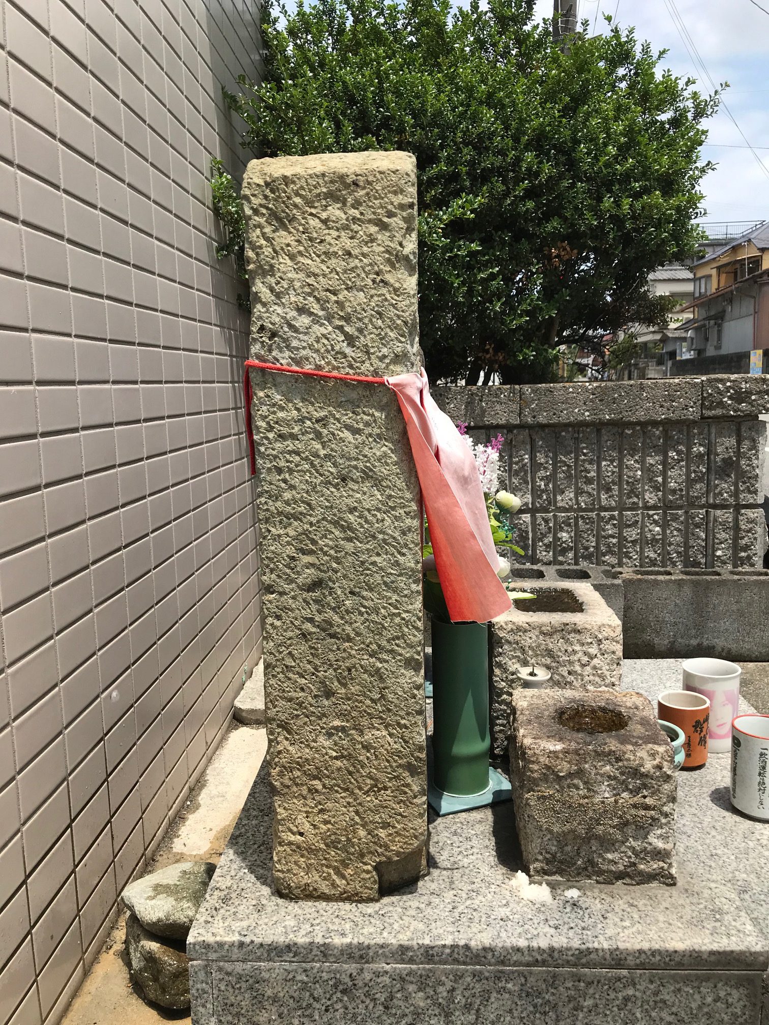 左側